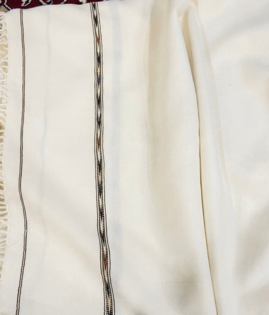 Handmade Islampuri Swati Shawl | 100% Australian Wool